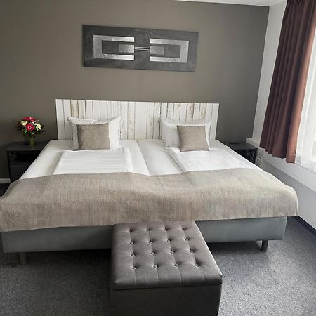 Hotel Aviva Лайпциг Екстериор снимка