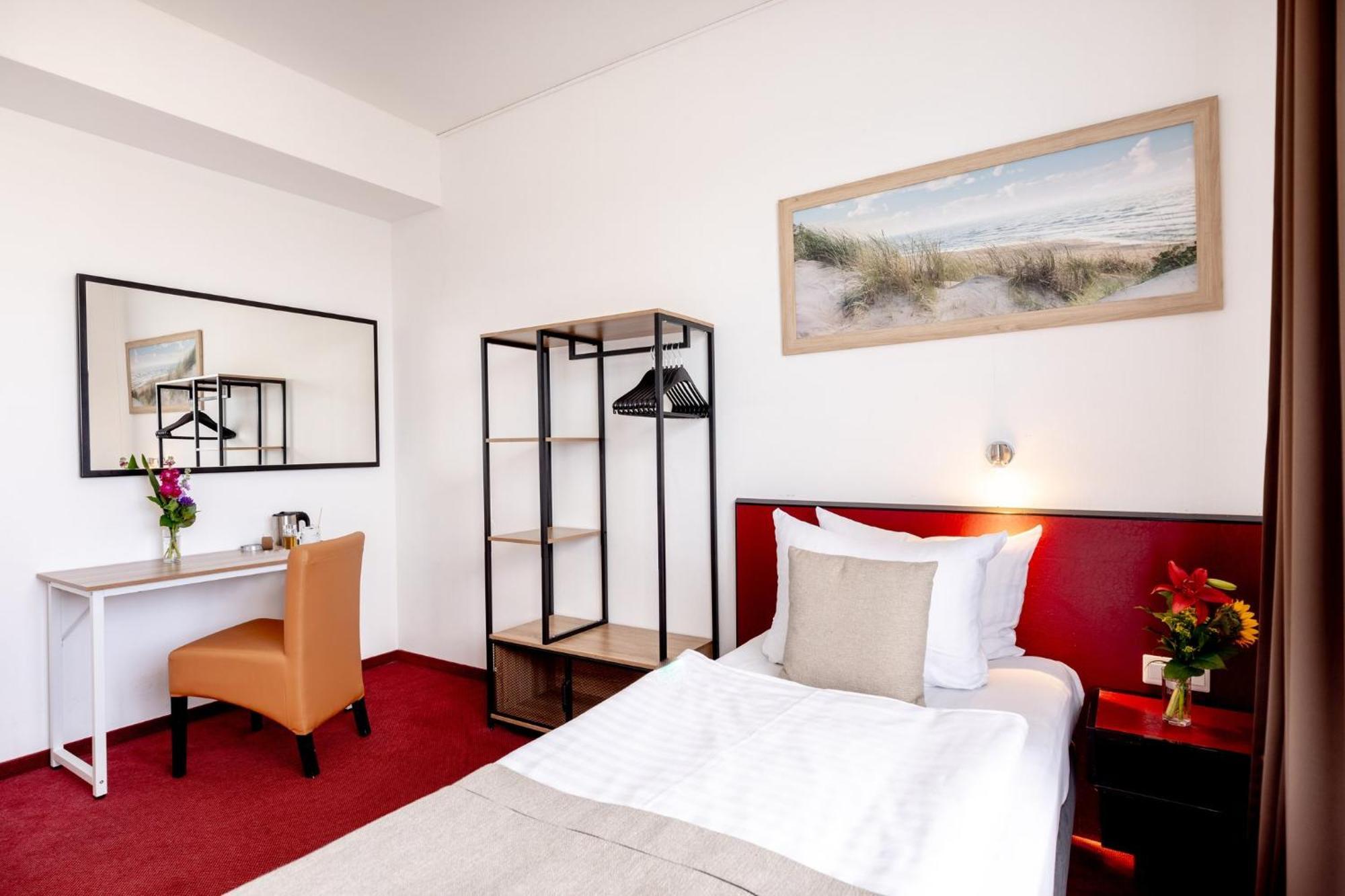 Hotel Aviva Лайпциг Екстериор снимка